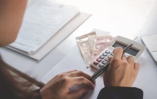 PPenjualan Tinggi Tapi Cash Flow Minus Accurate POS Solusi Pencatatan Keuangan Akurat